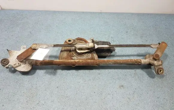Mitsubishi Outlander Front wiper linkage and motor 159200-7160