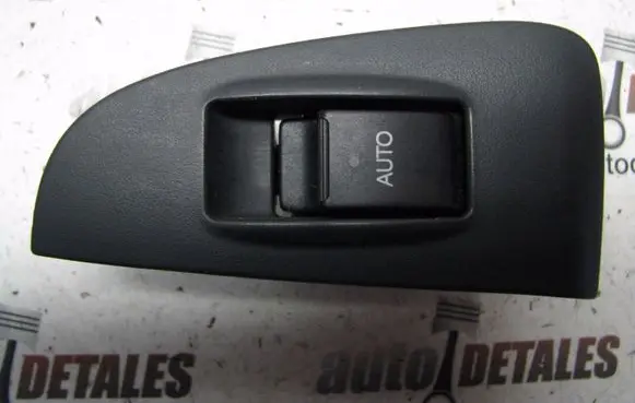 Toyota Avensis T250 Electric window control switch 7427205020