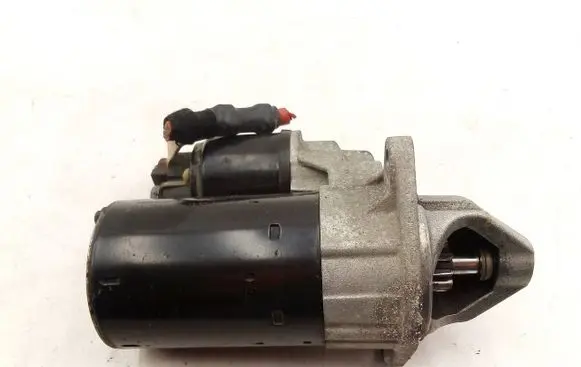 Opel Astra H Starter motor 0001107405