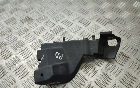 Audi Q5 SQ5 Fender mounting bracket 8R0807284C