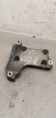 BMW 1 E81 E87 A/C compressor mount bracket 7505980