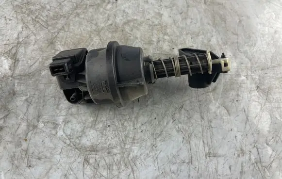 Mercedes-Benz Vito Viano W638 Vacuum valve 030584Z 400390