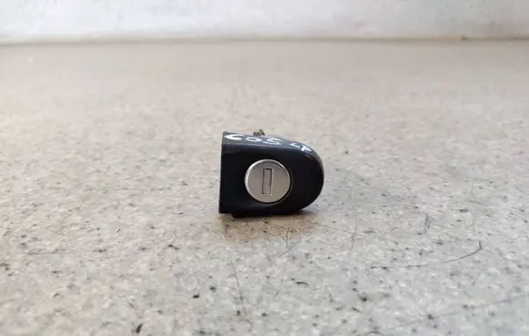 Volkswagen Transporter - Caravelle T5 Front door lock