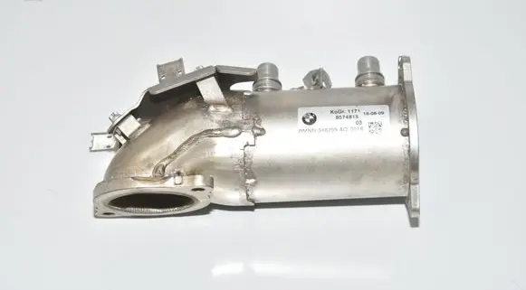 BMW X3 G01 EGR valve cooler 8574815 11718574815