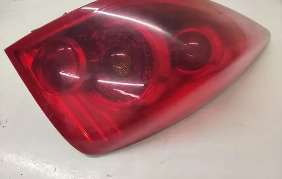 Nissan Primera Rear/tail lights 26555AU220