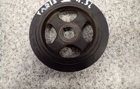 Toyota Yaris Crankshaft pulley