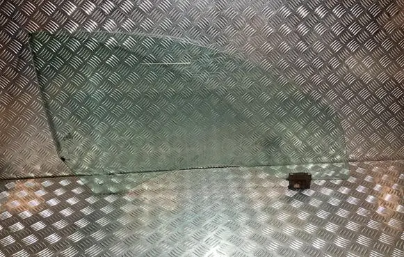 BMW 6 E63 E64 Front door window/glass (coupe) TM28453