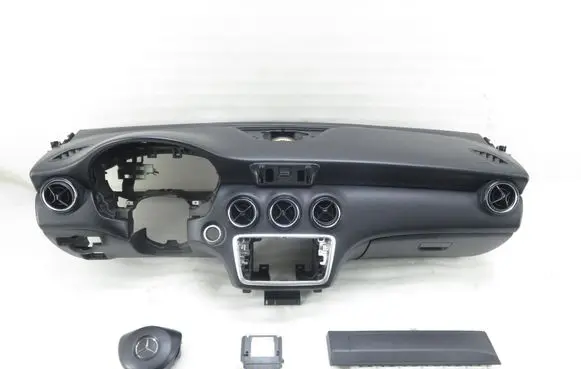 Mercedes-Benz A W176 Dashboard 