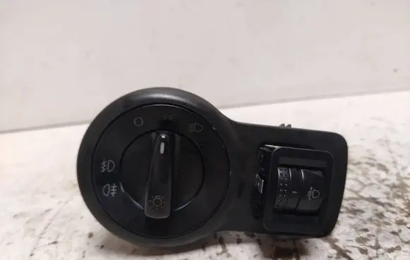 Light switch