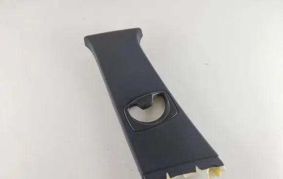 BMW 5 E60 E61 (B) pillar trim (top) 7027087