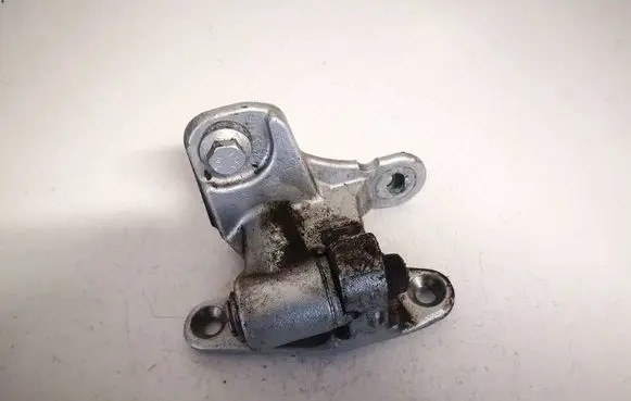 Mercedes-Benz A W169 Rear door lower hinge