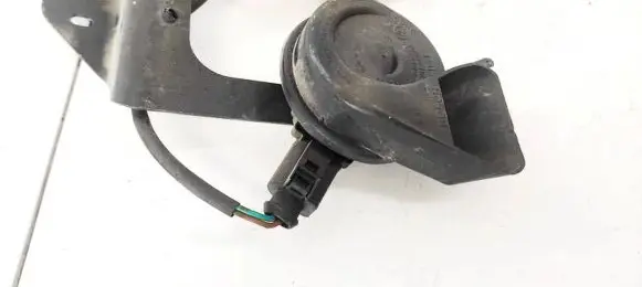 Audi A6 S6 C6 4F Horn signal E901165