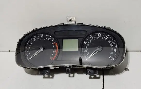 Skoda Fabia Mk2 (5J) Speedometer (instrument cluster) 5J0920900B