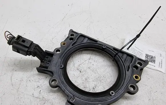 Volkswagen PASSAT B6 other engine part 038103173A