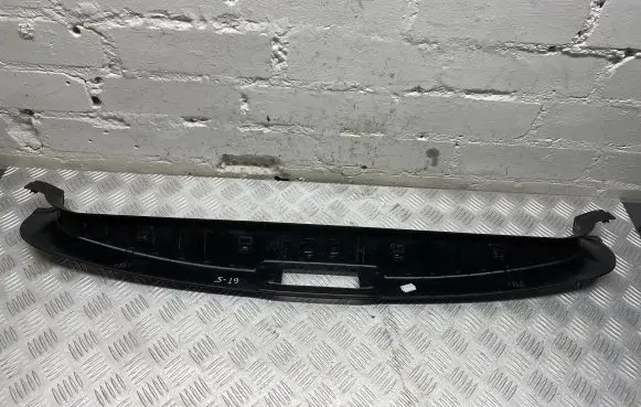 BMW 5 GT F07 Other trunk/boot trim element 7201653