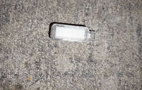 Audi TT Mk1 Other interior light 8D094741