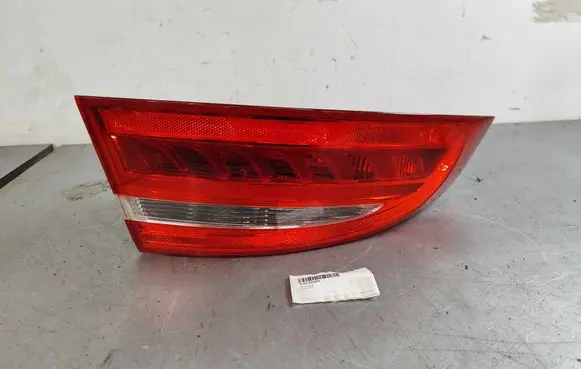 Jaguar XE Rear/tail lights T4N39459