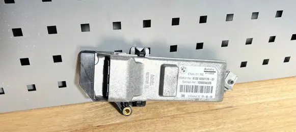 BMW 7 F01 F02 F03 F04 Seat belt height adjuster 9202178 6135920217801 1090034326