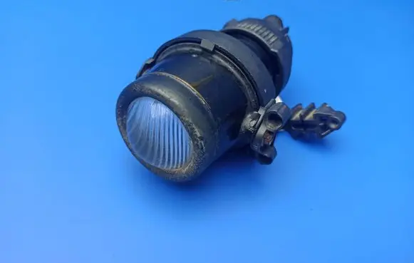 BMW 7 E65 E66 Front fog light 1NL008090 156972