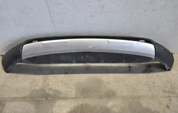 Volvo XC40 Front bumper lip 31449340