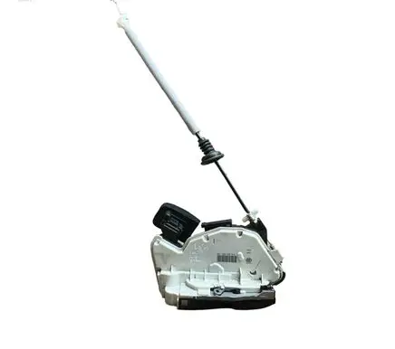 Seat Toledo IV (NH) Rear door lock 5E0839016