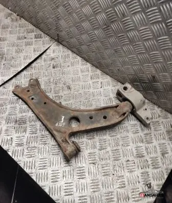 Volkswagen Golf Plus Front lower control arm/wishbone