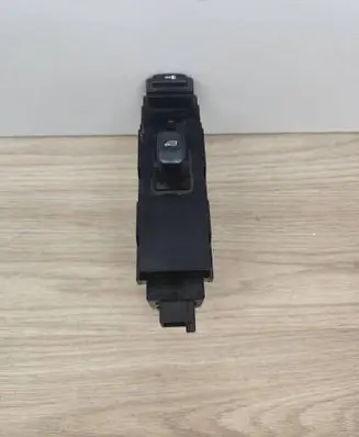 Volvo V70 Electric window control switch 30737519