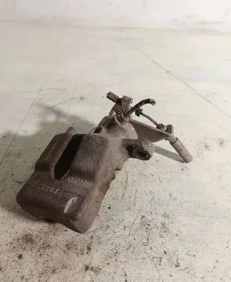 Renault Scenic I Rear brake caliper