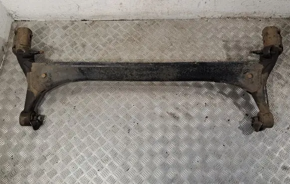 Toyota Corolla Verso AR10 Rear axle beam 421100F010