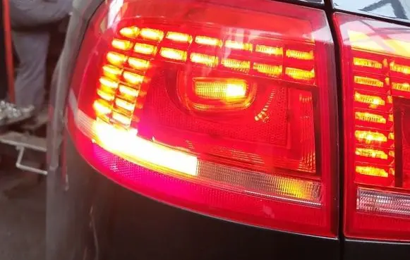 Volkswagen PASSAT B7 Rear/tail lights IMPRK1523566