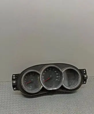 Speedometer (instrument cluster)