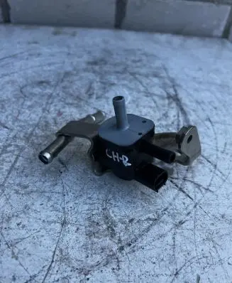 Toyota C-HR I Valve vacuum 9091012276