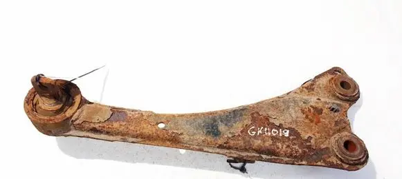 Toyota Avensis T270 Rear upper control arm/wishbone 