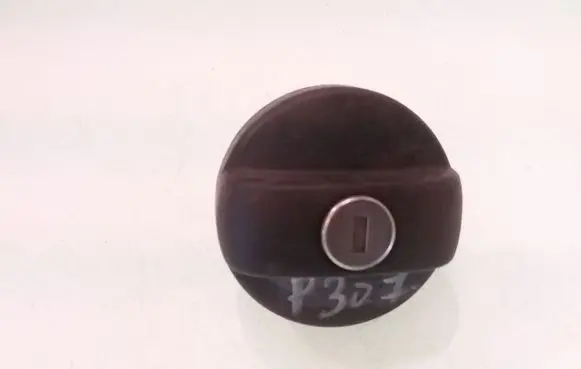 Peugeot 307 Fuel tank filler cap 