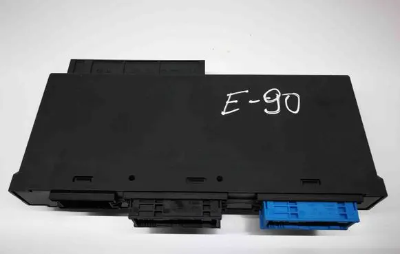 BMW 3 E90 E91 Central body control module 9226328
