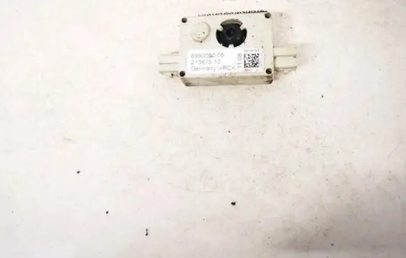 Antenna control unit
