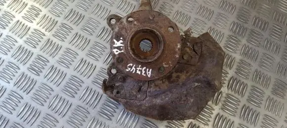 Volkswagen PASSAT B3 Front wheel hub