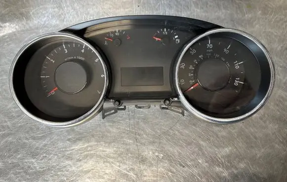Peugeot 3008 I Speedometer (instrument cluster) 9666175080