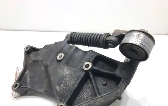 Suzuki Grand Vitara II Fuel filter housing 