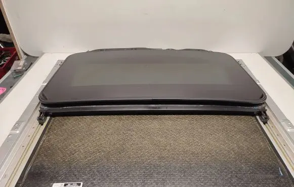 Dodge Charger Sunroof set 5ps86dx9ae 558694723 C151531011
