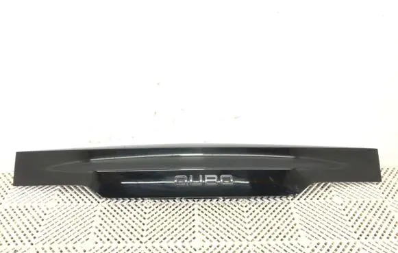 Fiat Qubo Trunk door license plate light bar 