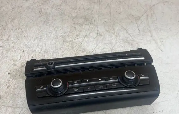 BMW 5 F10 F11 Climate control unit 9263757 0000843306 900252780017