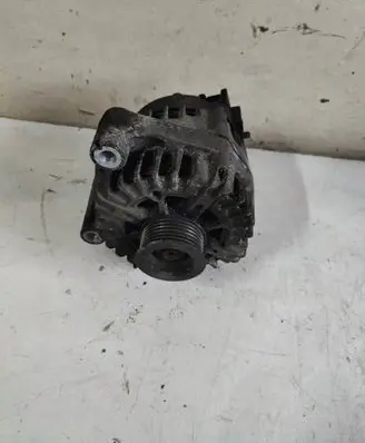BMW 3 E90 E91 Generator/alternator 7802261