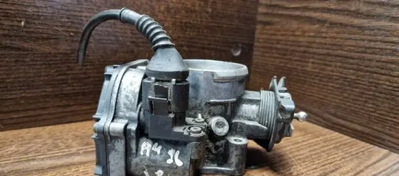 Volkswagen PASSAT B5.5 Throttle valve 058133063 058133063M