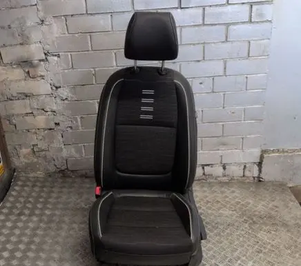 KIA Stonic Front driver seat 