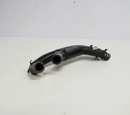 Audi A4 S4 B9 8W Engine coolant pipe/hose 8W0122445C