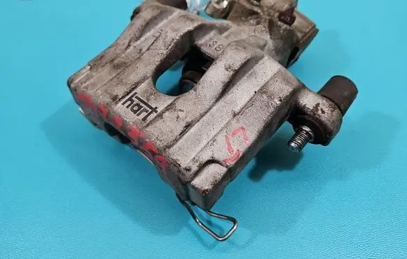 Rear brake caliper