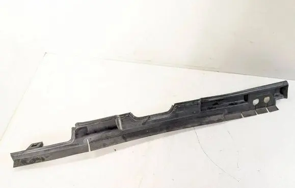 Audi Q5 SQ5 Intercooler air guide/duct channel 8R0121292