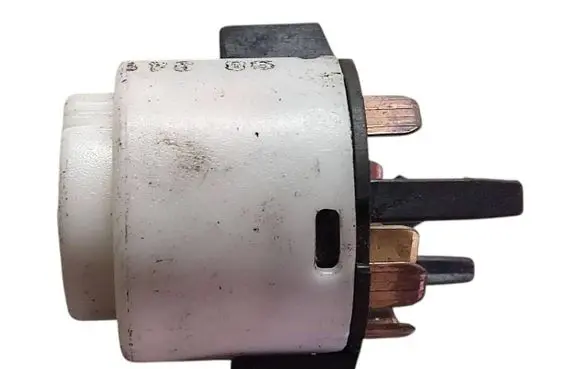Volkswagen Golf IV Ignition lock contact 4B0905849