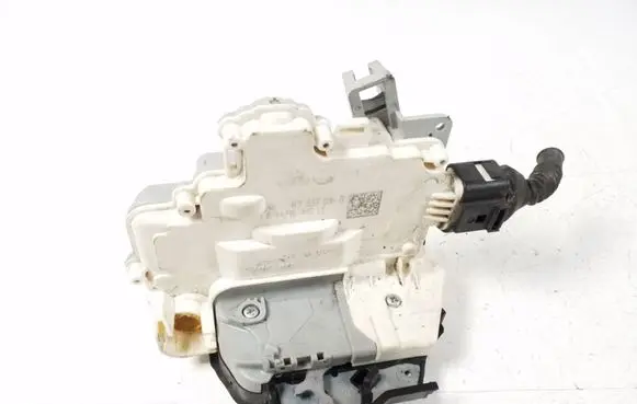 Audi A6 S6 C6 4F Front door lock 4F2837016B